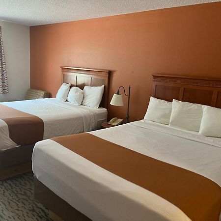 Regency Inn & Suites Anoka Extérieur photo