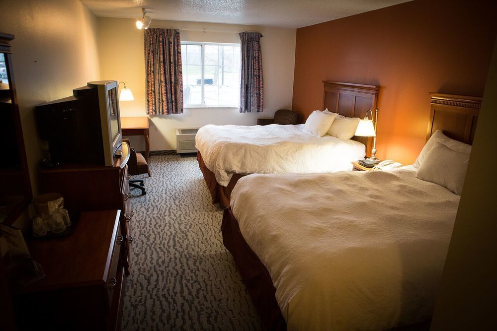 Regency Inn & Suites Anoka Extérieur photo
